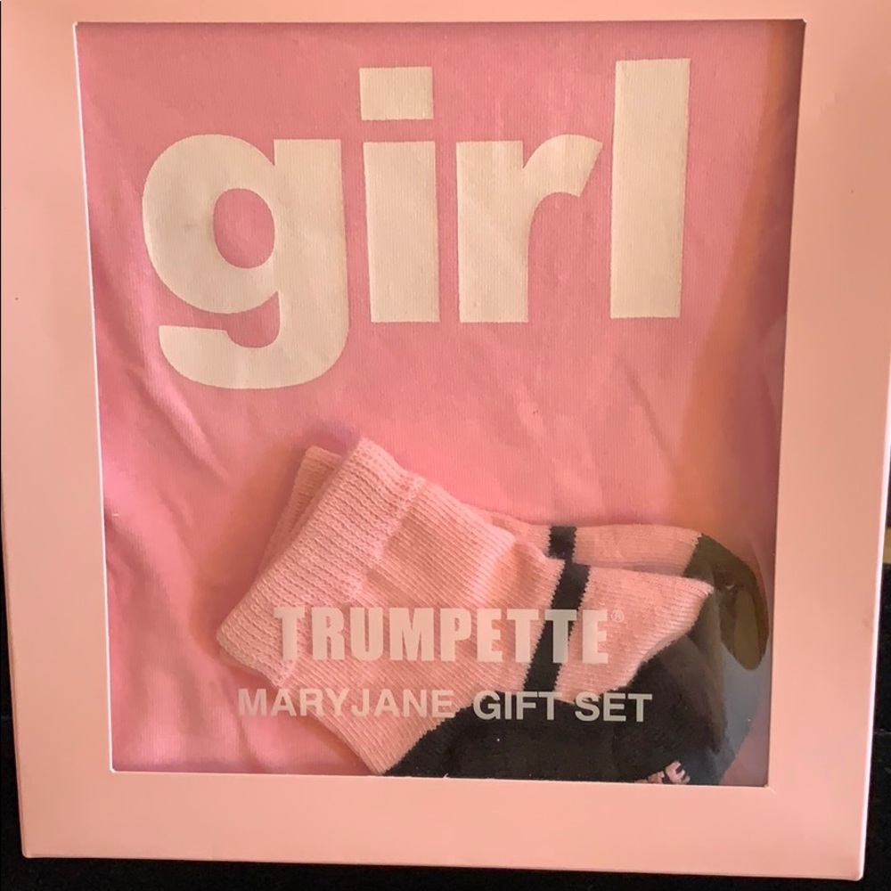3 piece baby girl gift set new in box Boutique!